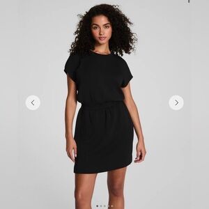 Spanx: Short-Sleeve Cinched Waist Mini Dress Size Medium (NWT)